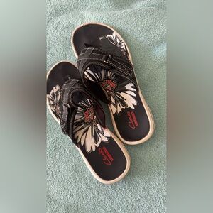 Clarks Black Floral Slip-On Women’s Sandals